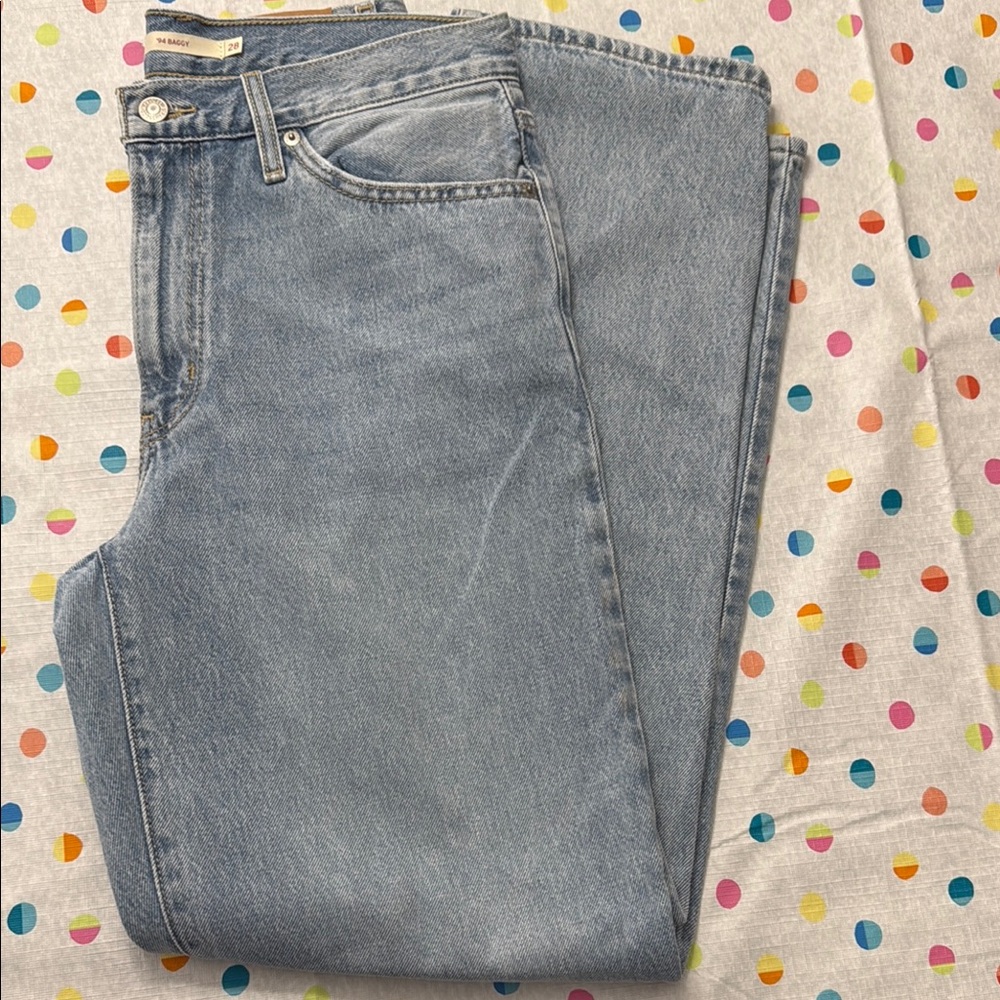 Levi’s ‘94 Baggy in sold out light indigo worn in size 28